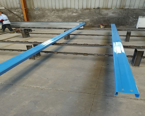 恩施地區(qū)金屬彩砂瓦選擇指南與襄陽(yáng)雙利耐腐建材簡(jiǎn)析